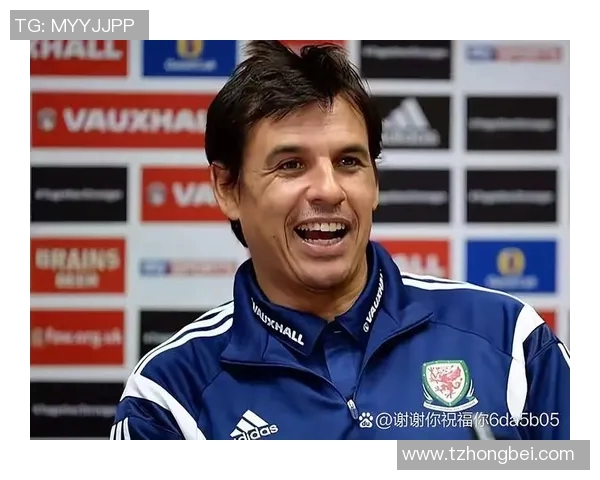 现役足球明星个人简历揭秘与成就分析全面解读球场传奇的成长历程与影响力